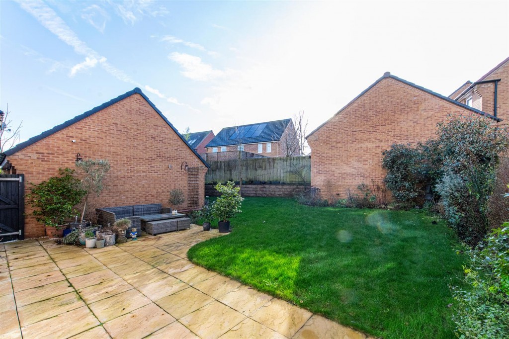 Images for Line Way, Earls Barton, Northampton EAID:oscarjamesapi BID:6