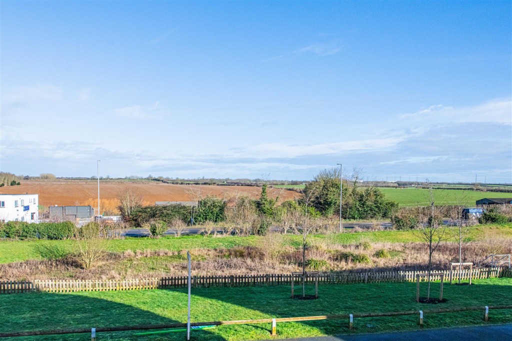 Images for Line Way, Earls Barton, Northampton EAID:oscarjamesapi BID:6