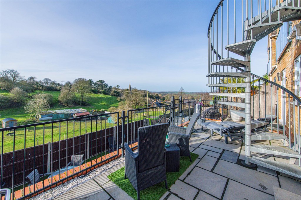 Images for Lawson Court, Cottingham, Market Harborough EAID:oscarjamesapi BID:4