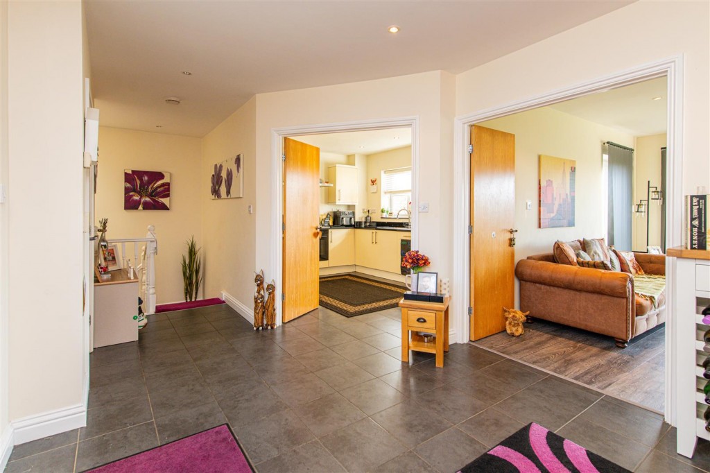 Images for Lawson Court, Cottingham, Market Harborough EAID:oscarjamesapi BID:4
