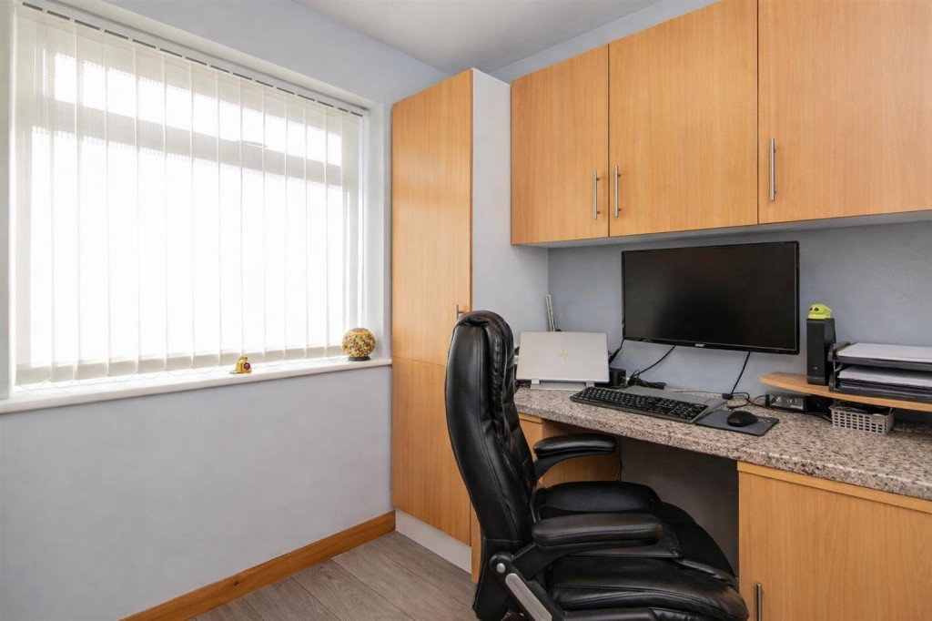 Images for Spring Gardens, Earls Barton, Northampton EAID:oscarjamesapi BID:6