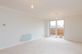 Images for Sorrel Close, Isham