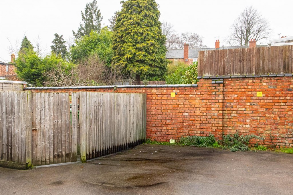 Images for Northampton Road, Wellingborough EAID:oscarjamesapi BID:6