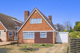 Images for Glyndebourne Gardens, Corby