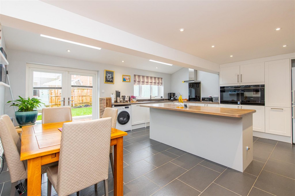 Images for Evesham Close, Wellingborough EAID:oscarjamesapi BID:6