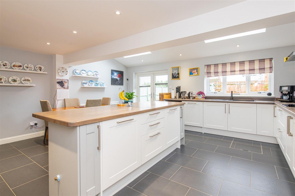 Images for Evesham Close, Wellingborough EAID:oscarjamesapi BID:6