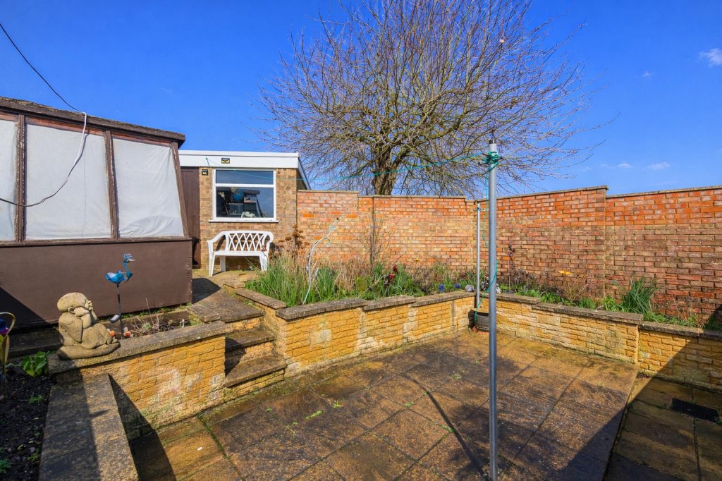 Images for Bishops Way, Corby EAID:oscarjamesapi BID:4