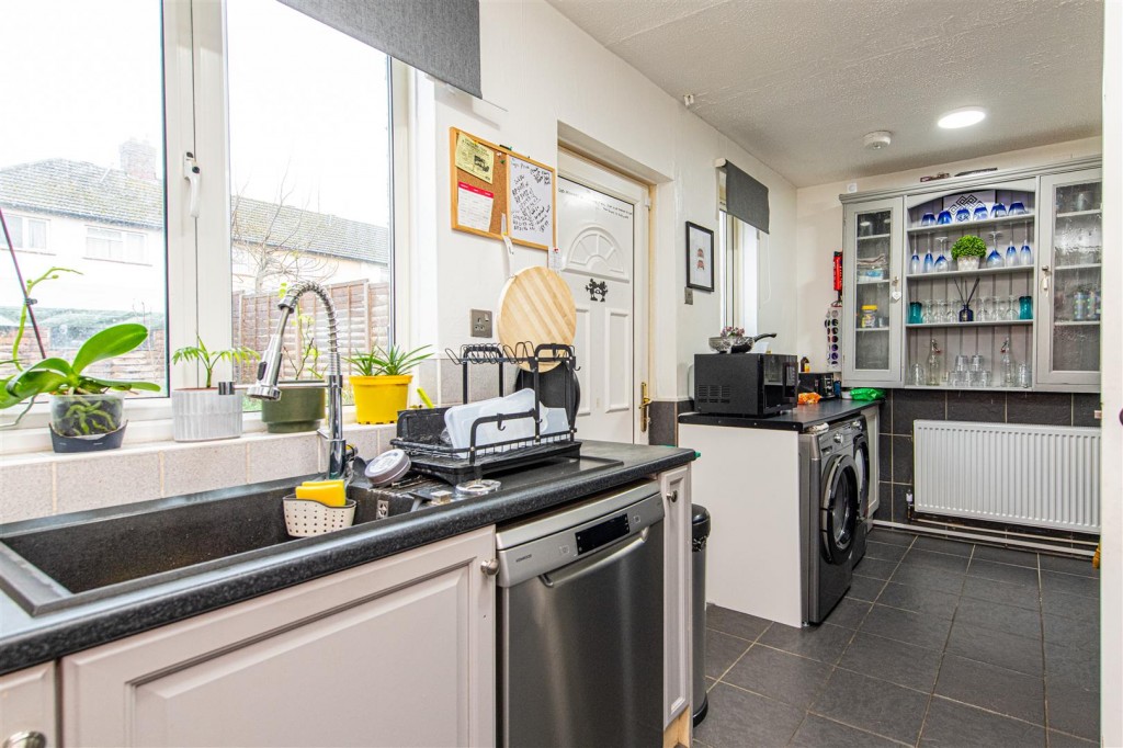 Images for Birch Road, Kettering EAID:oscarjamesapi BID:2