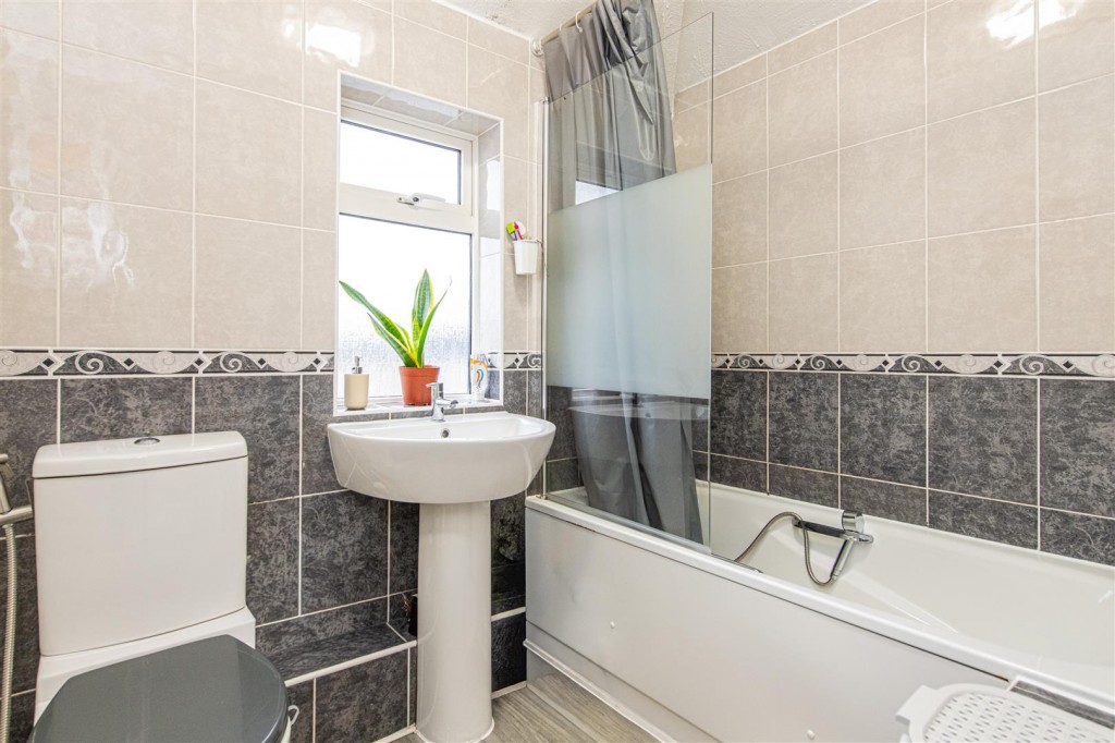 Images for Birch Road, Kettering EAID:oscarjamesapi BID:2