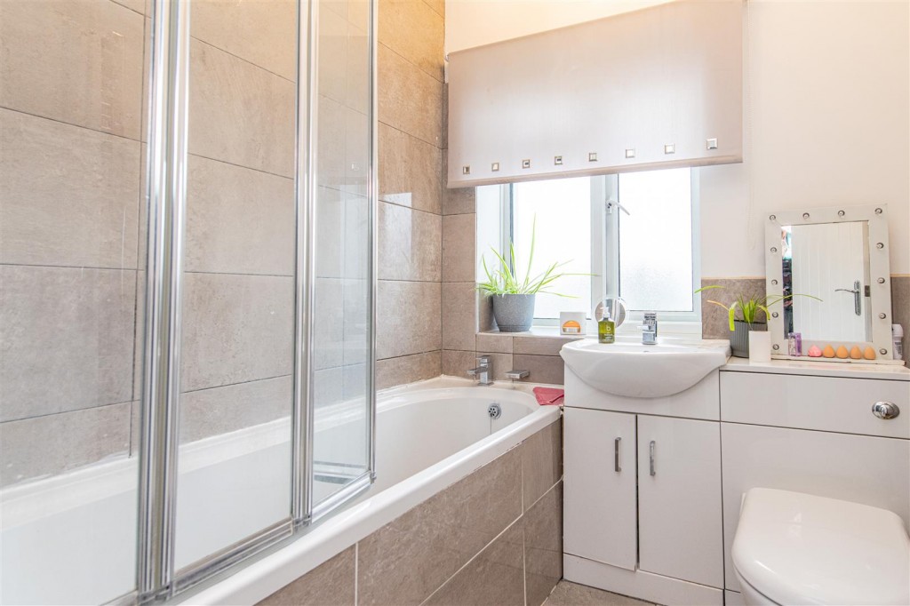 Images for Dryden Way, Corby EAID:oscarjamesapi BID:4