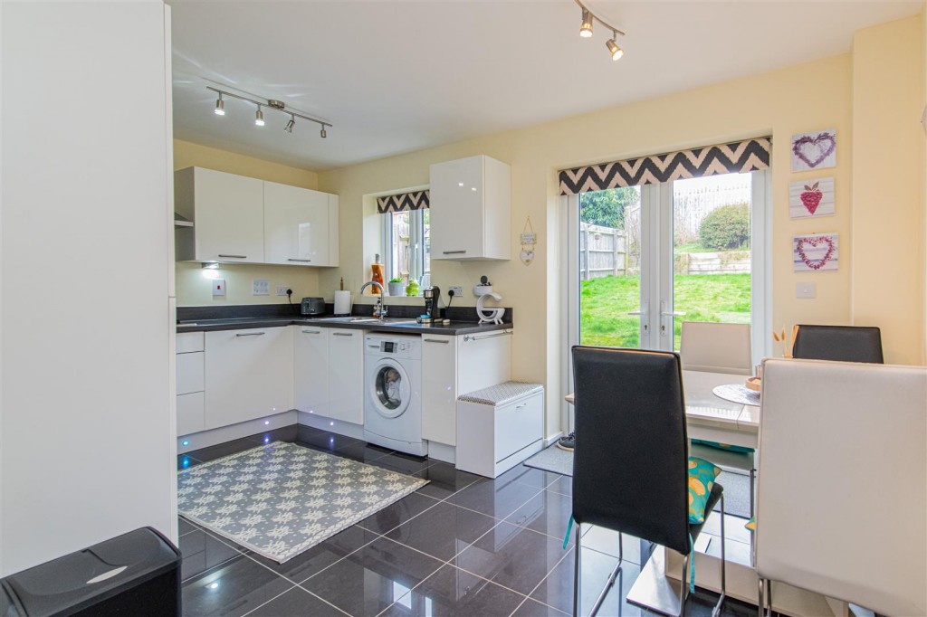 Images for Virginia Crescent, Burton Latimer EAID:oscarjamesapi BID:1