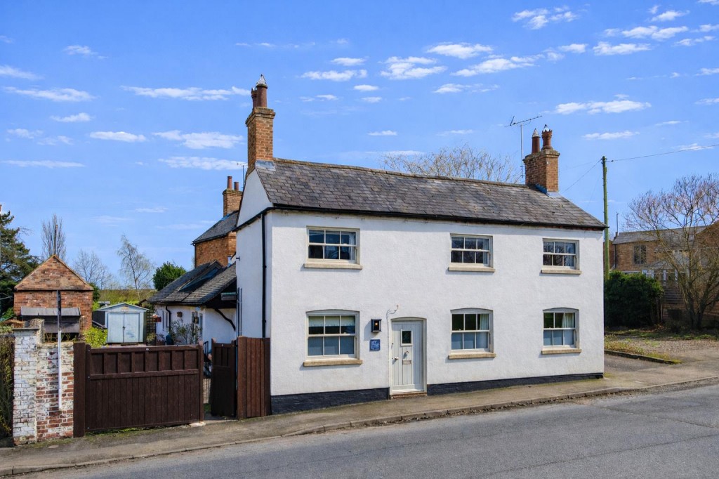 Images for White Swan, High Street, Welford EAID:oscarjamesapi BID:5