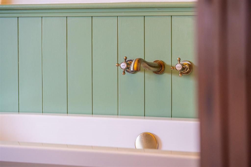 Images for White Swan, High Street, Welford EAID:oscarjamesapi BID:5