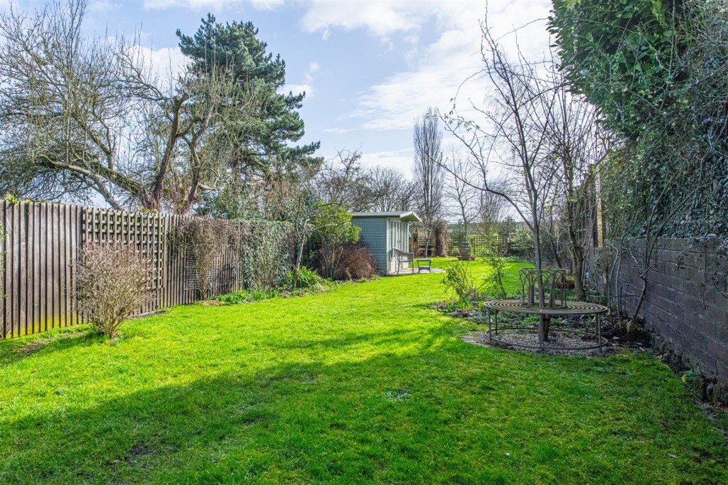 Images for White Swan, High Street, Welford EAID:oscarjamesapi BID:5