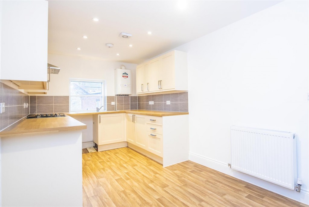 Images for High Street, Burton Latimer EAID:oscarjamesapi BID:2