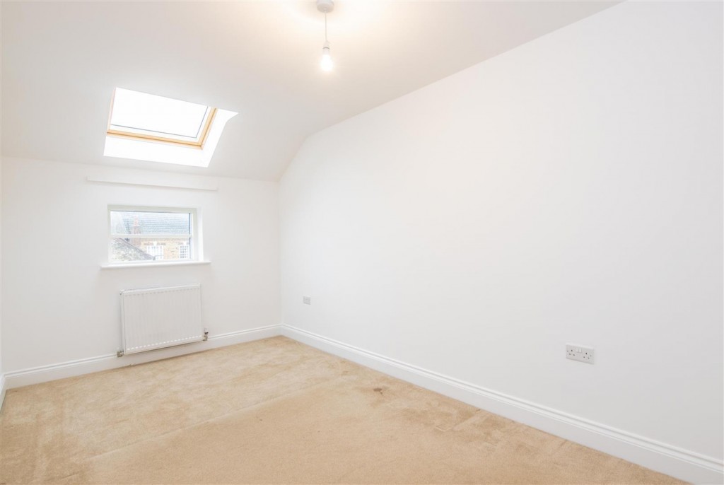 Images for High Street, Burton Latimer EAID:oscarjamesapi BID:2