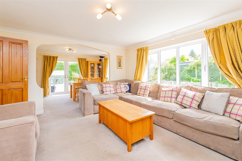 Images for Berridges Lane, Husbands Bosworth EAID:oscarjamesapi BID:5