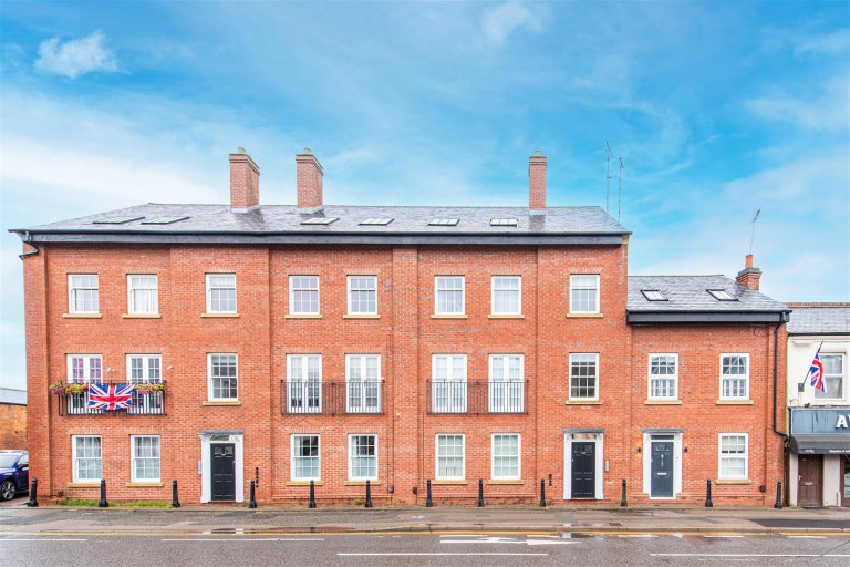 St. Marys Road, Market Harborough - EAID:oscarjamesapi, BID:5