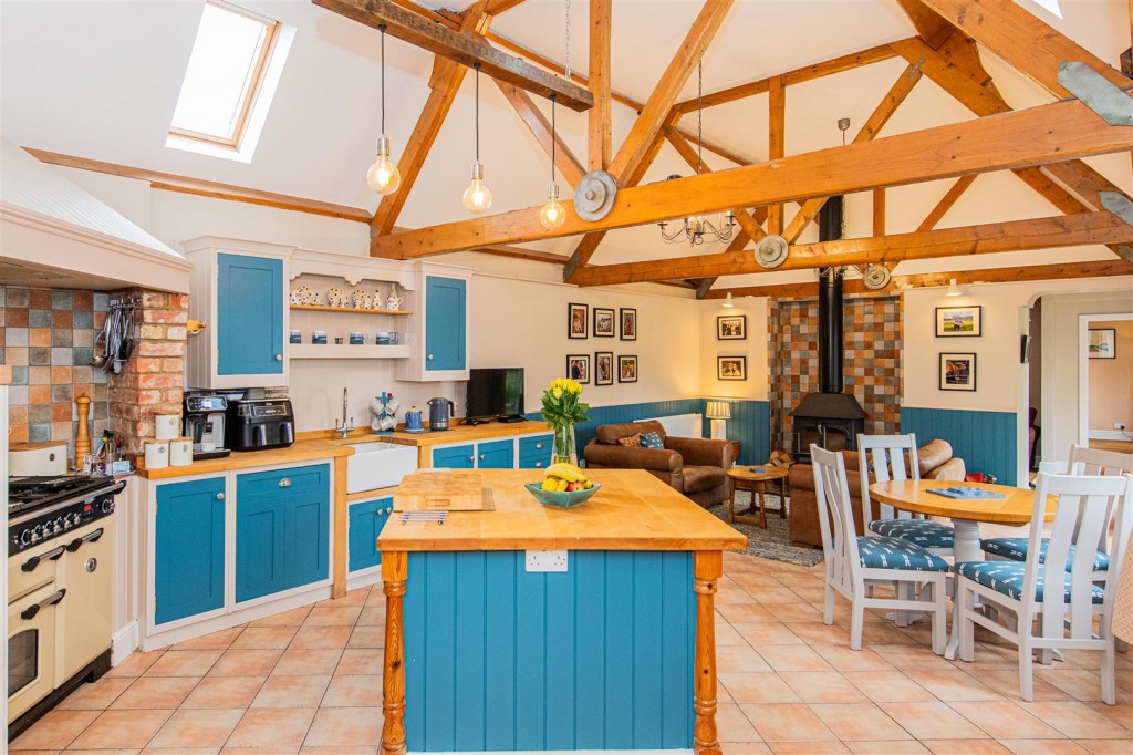 Images for Glebe Farm, Pytchley, Kettering EAID:oscarjamesapi BID:2