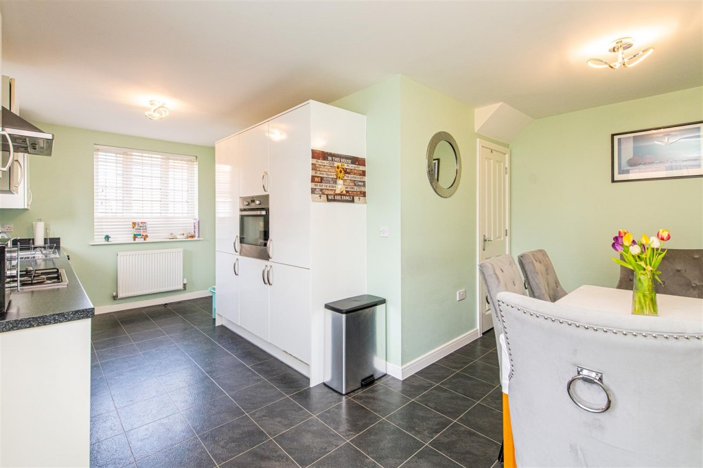 Images for Delamere Close, Desborough, Kettering EAID:oscarjamesapi BID:2