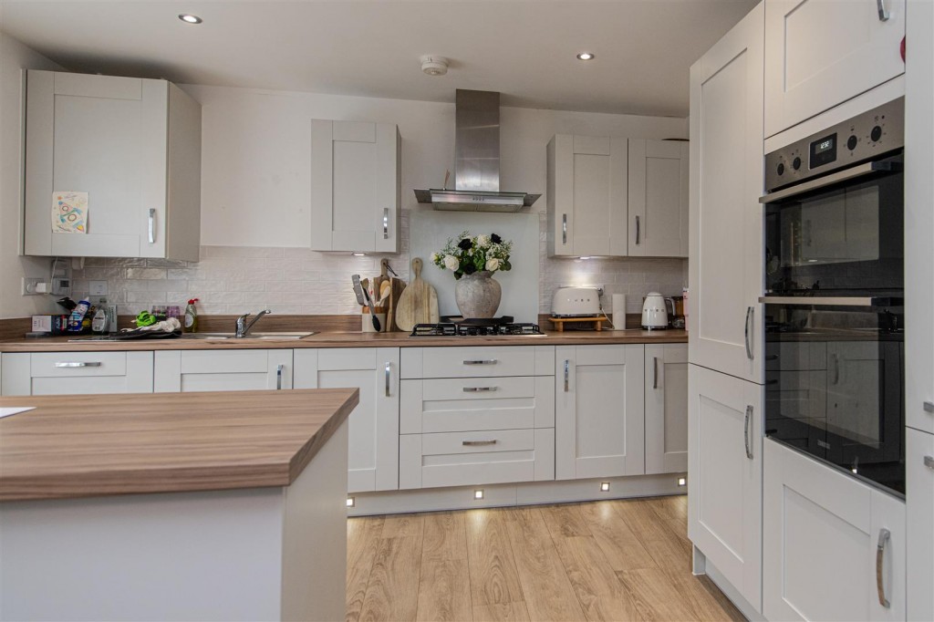 Images for Dixon Mews, Kettering EAID:oscarjamesapi BID:2