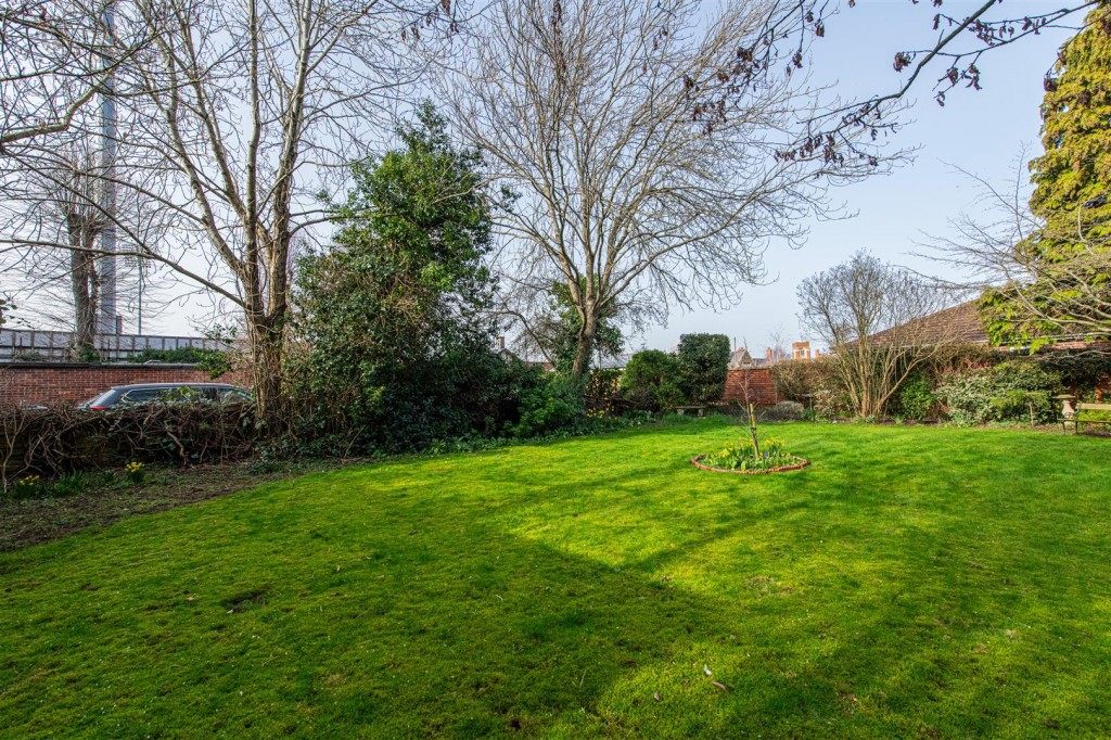 Images for Wellingborough Road, Northampton EAID:oscarjamesapi BID:1