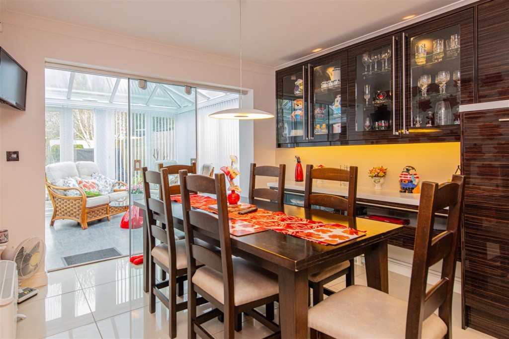 Images for Copelands Road, Desborough, Kettering EAID:oscarjamesapi BID:2