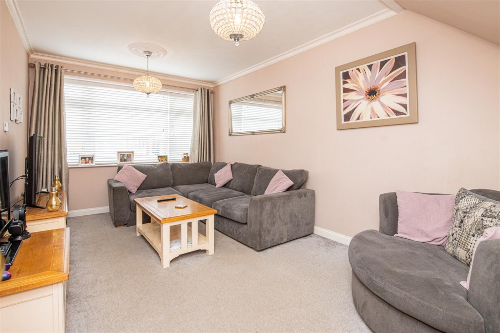 Images for Kingsley Avenue, Kettering EAID:oscarjamesapi BID:2