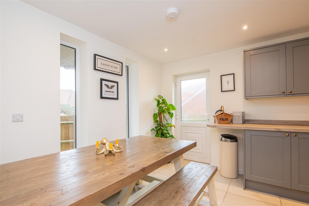 Images for West Way, Kettering EAID:oscarjamesapi BID:2