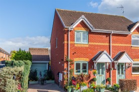 Images for The Furlongs, Market Harborough