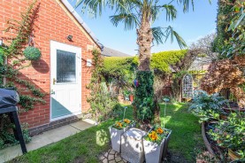 Images for The Furlongs, Market Harborough