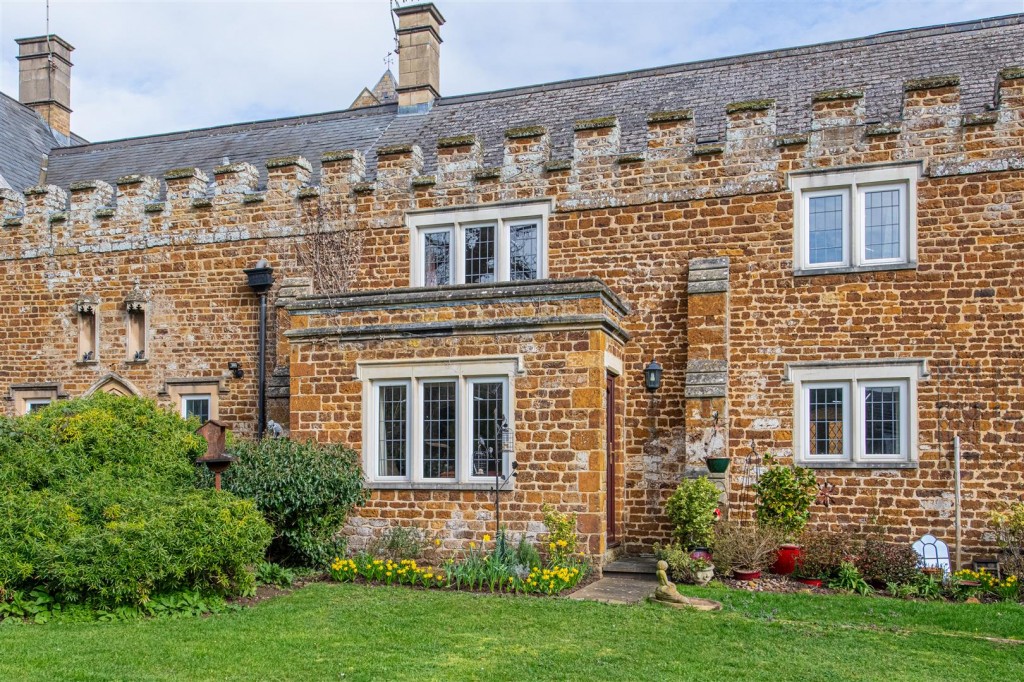 image of 12 Finedon Hall, Mackworth Drive