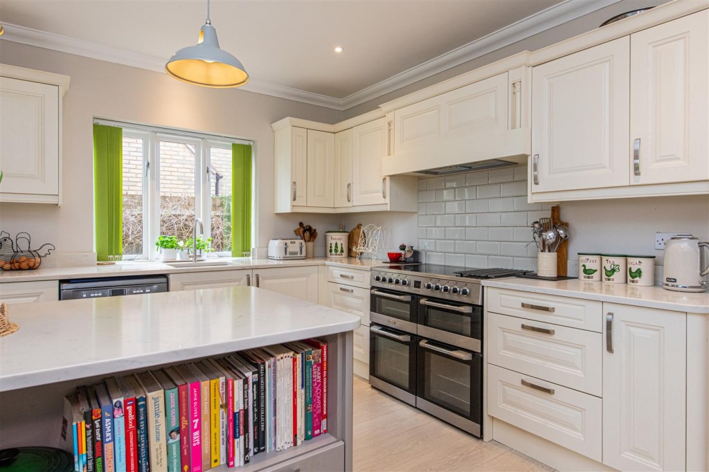 Images for Pytchley Road, Orlingbury EAID:oscarjamesapi BID:3