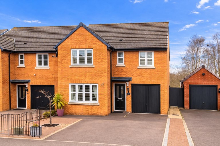 Centurion Way, Burton Latimer - EAID:oscarjamesapi, BID:3