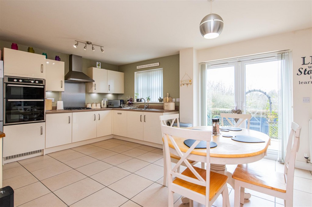 Images for Centurion Way, Burton Latimer EAID:oscarjamesapi BID:3