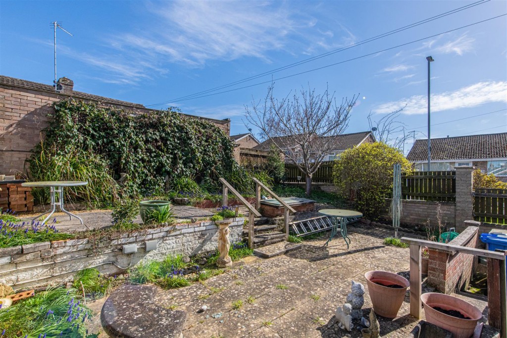 Images for Severn Way, Kettering EAID:oscarjamesapi BID:2