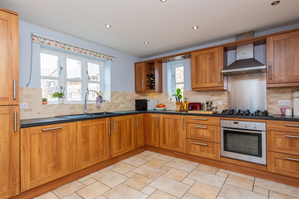 Images for Darlow Close, Broughton EAID:oscarjamesapi BID:2