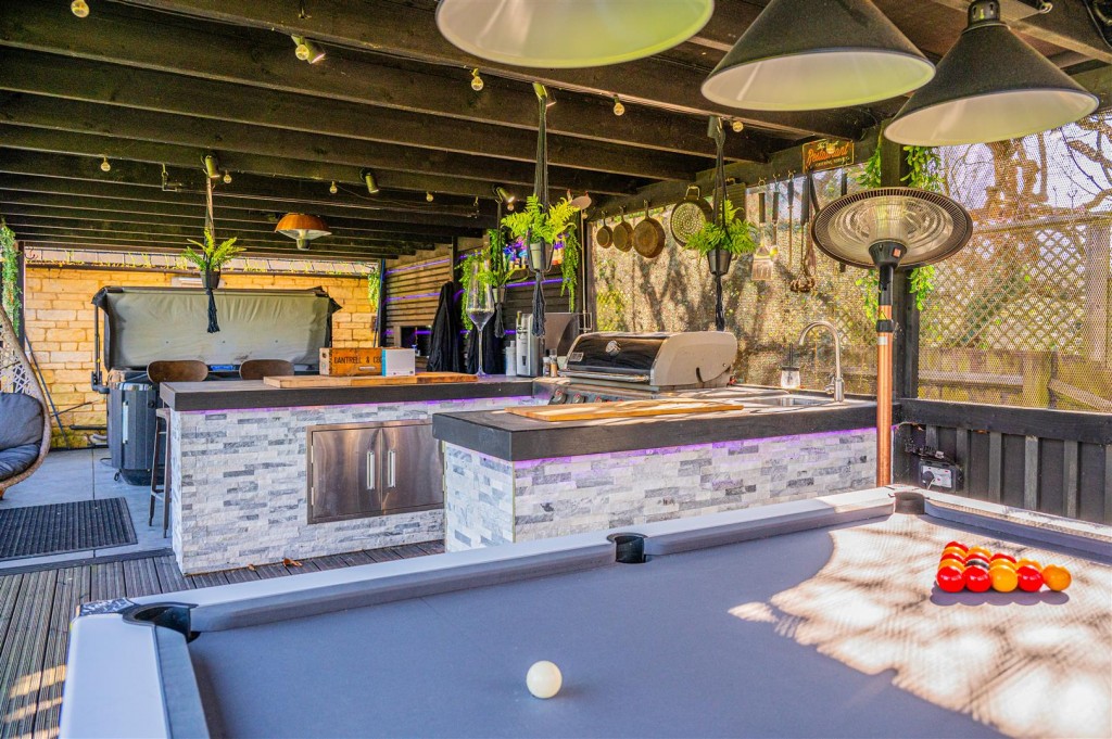 Images for Orchard Close, Geddington EAID:oscarjamesapi BID:2