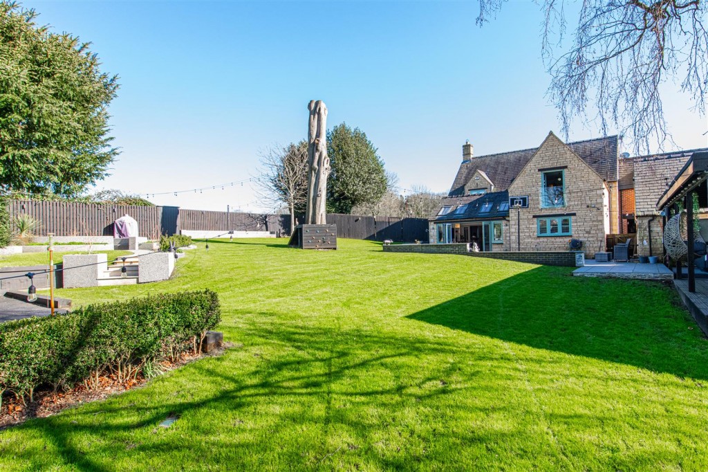 Images for Orchard Close, Geddington EAID:oscarjamesapi BID:2