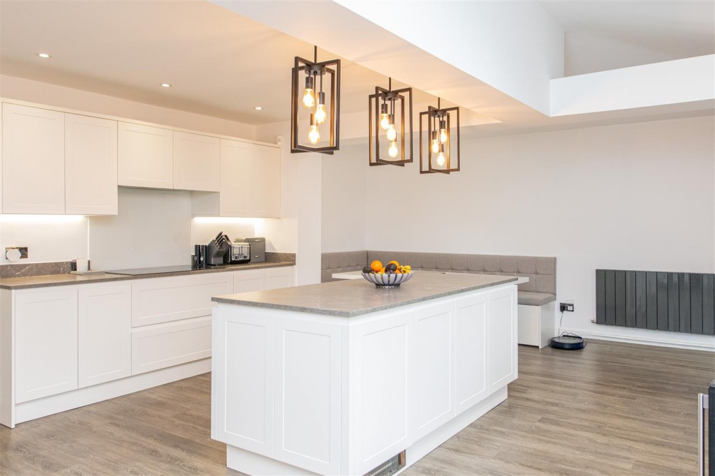 Images for Surrey Close, Corby EAID:oscarjamesapi BID:4