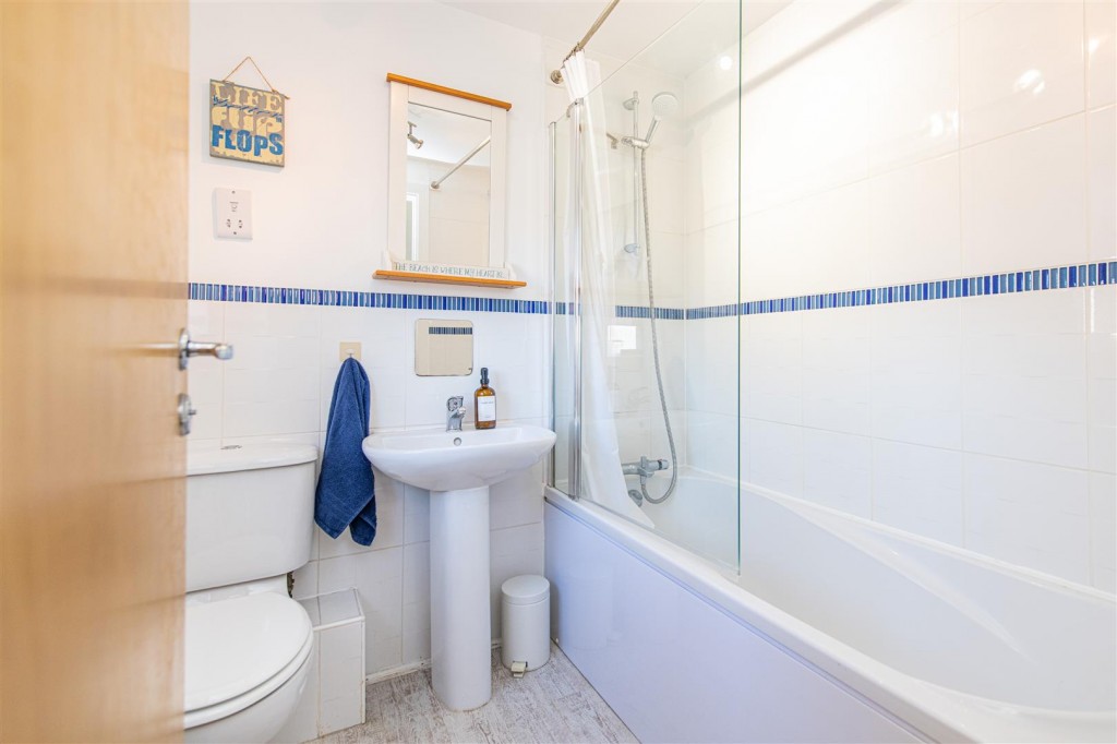 Images for Sunningdale Drive, Rushden EAID:oscarjamesapi BID:8