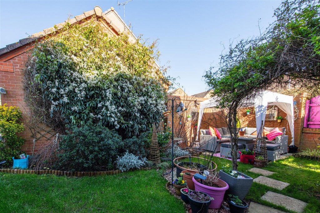 Images for Sunningdale Drive, Rushden EAID:oscarjamesapi BID:8