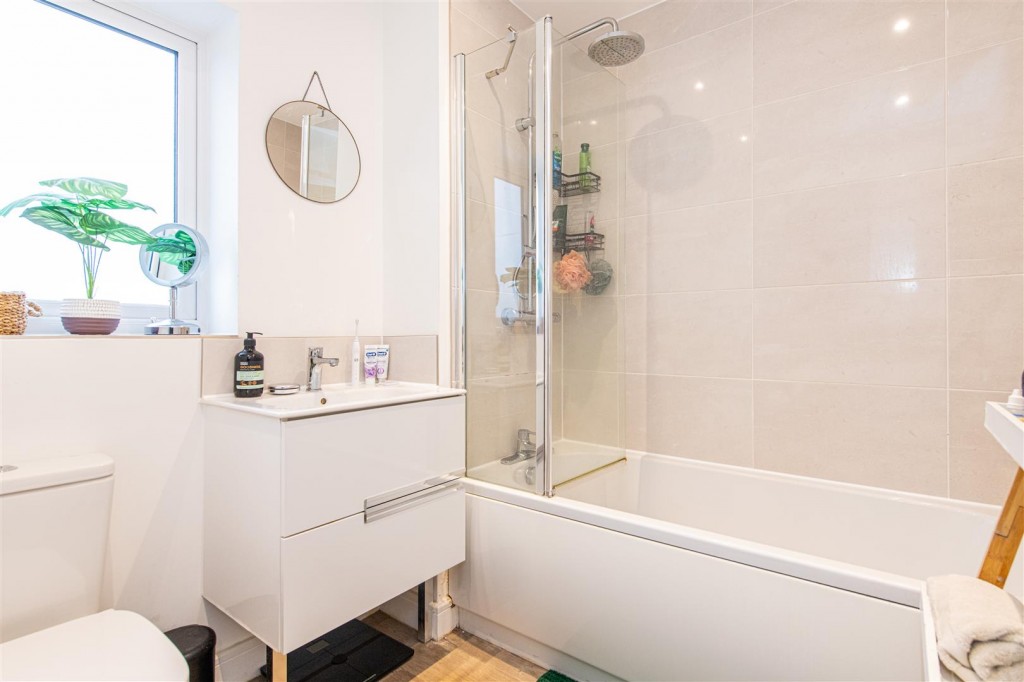 Images for Northdale Common, Raunds EAID:oscarjamesapi BID:8