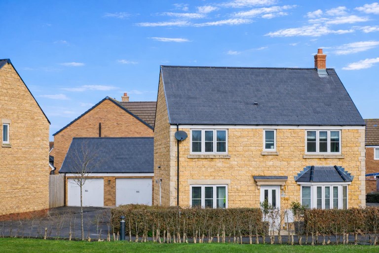 Brigadier Way, Weldon, Corby - EAID:oscarjamesapi, BID:4