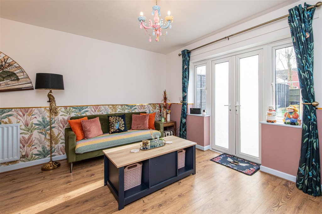 Images for Allen Court, Finedon EAID:oscarjamesapi BID:3