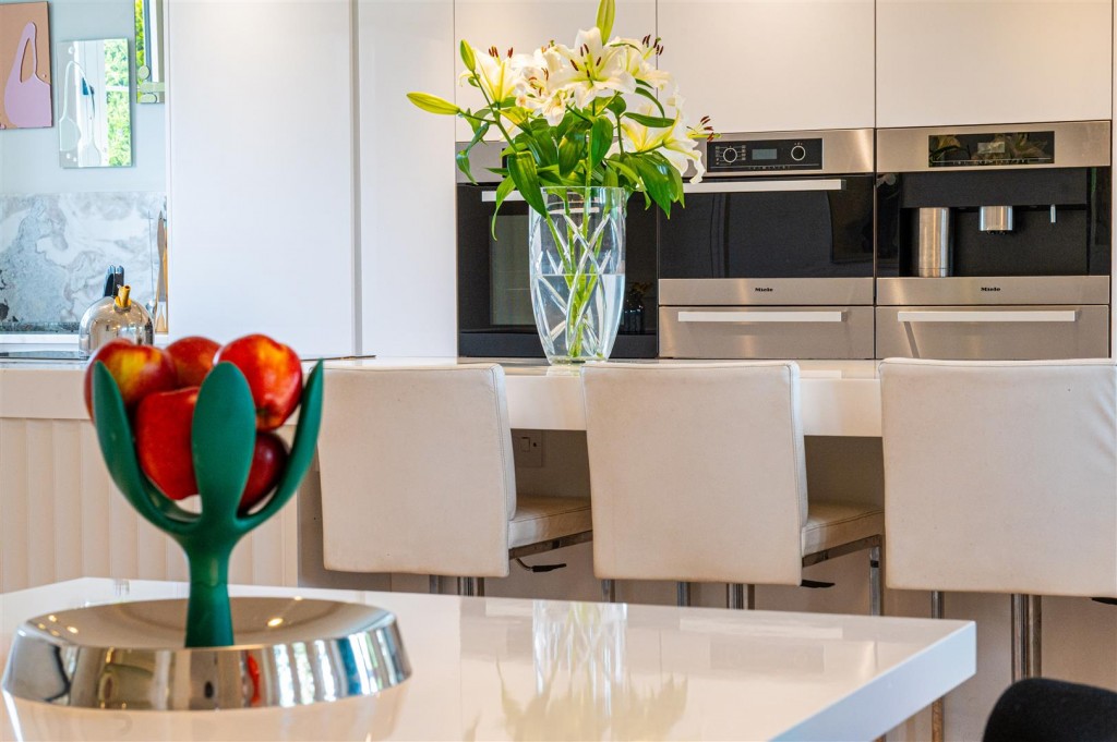 Images for School Lane, Weldon, Corby EAID:oscarjamesapi BID:4