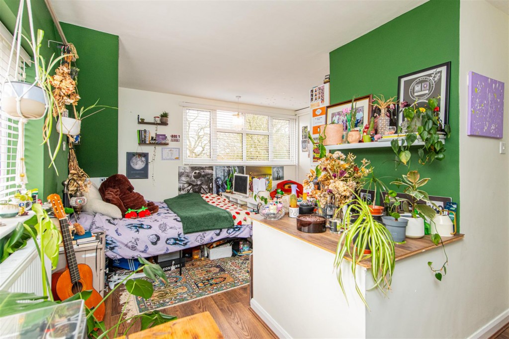 Images for Kettering Road, Little Cransley EAID:oscarjamesapi BID:2