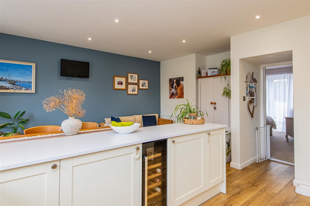 Images for Kettering Road, Little Cransley EAID:oscarjamesapi BID:2