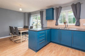 Images for Ivy Lane, Finedon