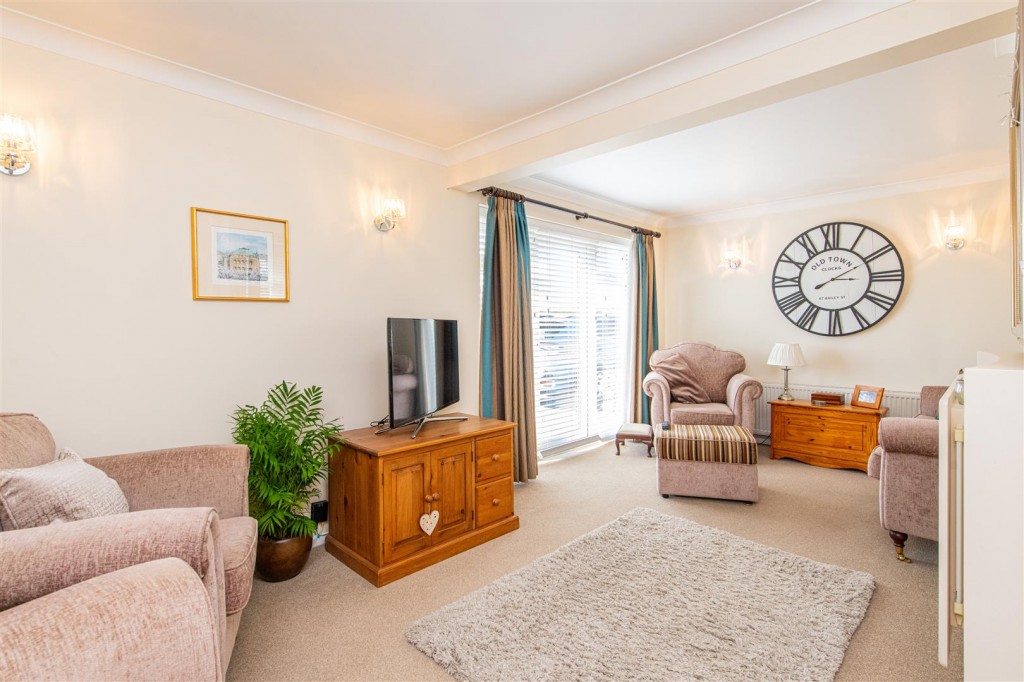 Images for Lynwood Close, Kettering EAID:oscarjamesapi BID:2